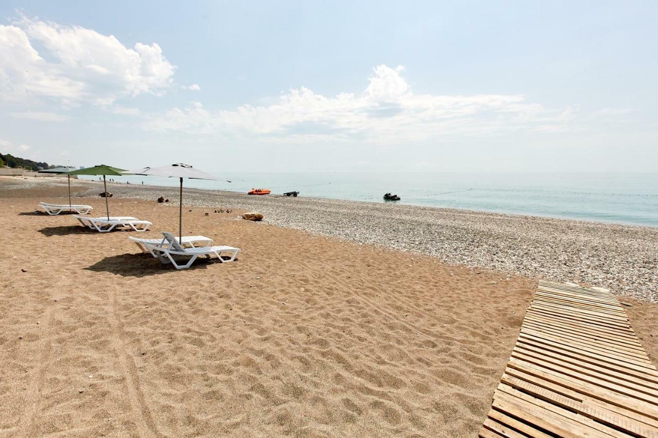 Old Gagra Hotel Ngoại thất bức ảnh
